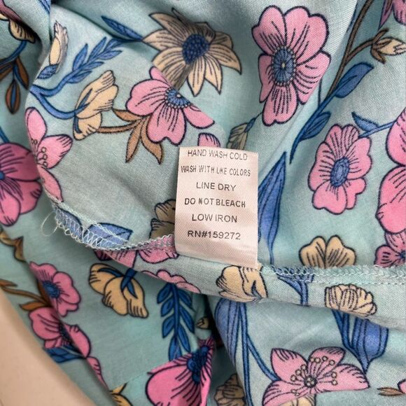 GiGiO Plus Boho Floral Lace Front Tie Flutter Sleeve Top Women 2XL Flowy Rayon - Picture 9 of 12